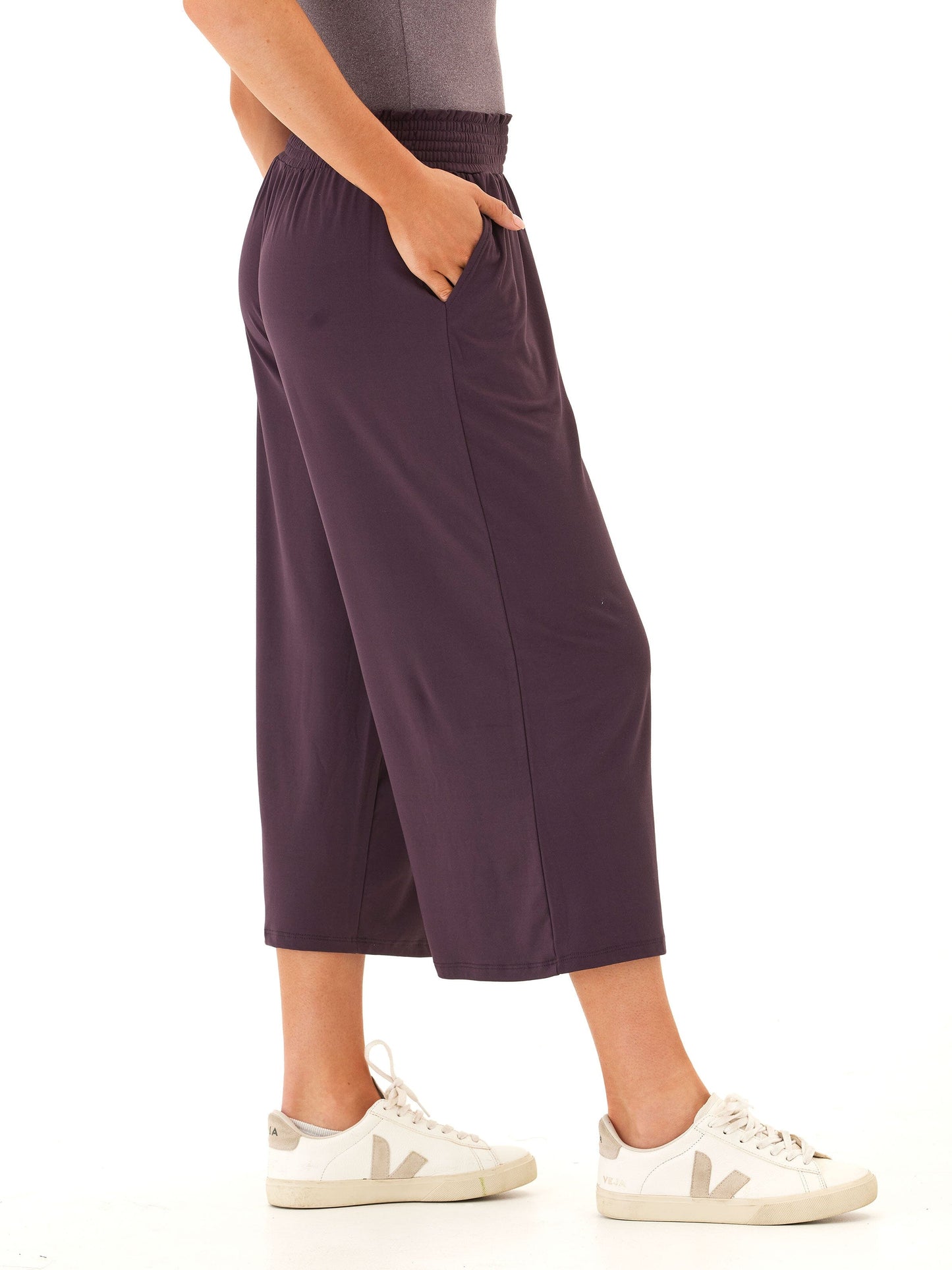 Giselle Luxe Jersey Wide Leg Capri Pant