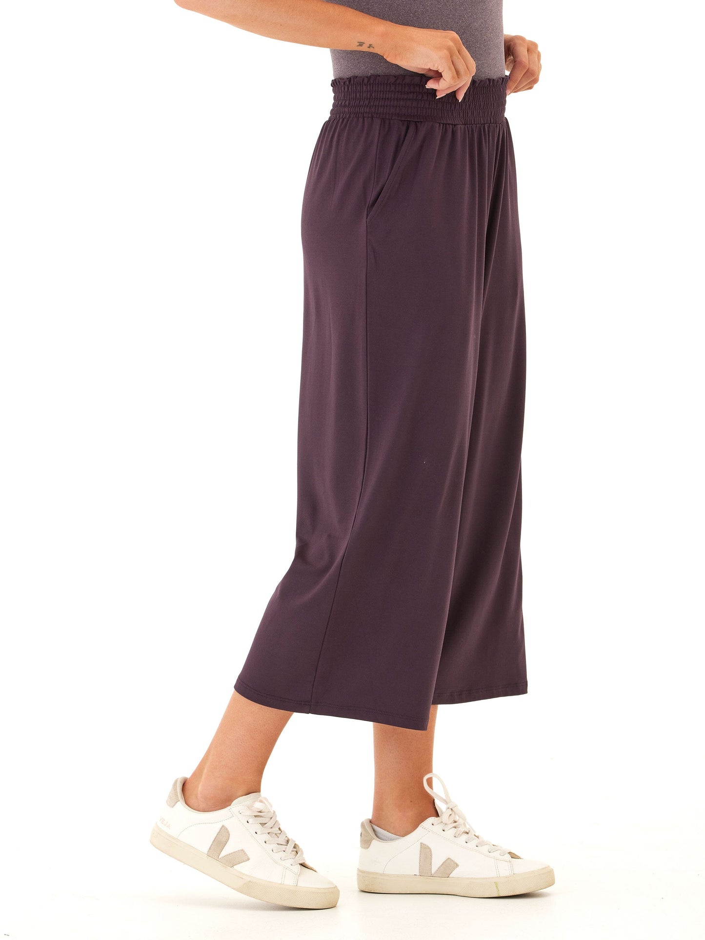 Giselle Luxe Jersey Wide Leg Capri Pant
