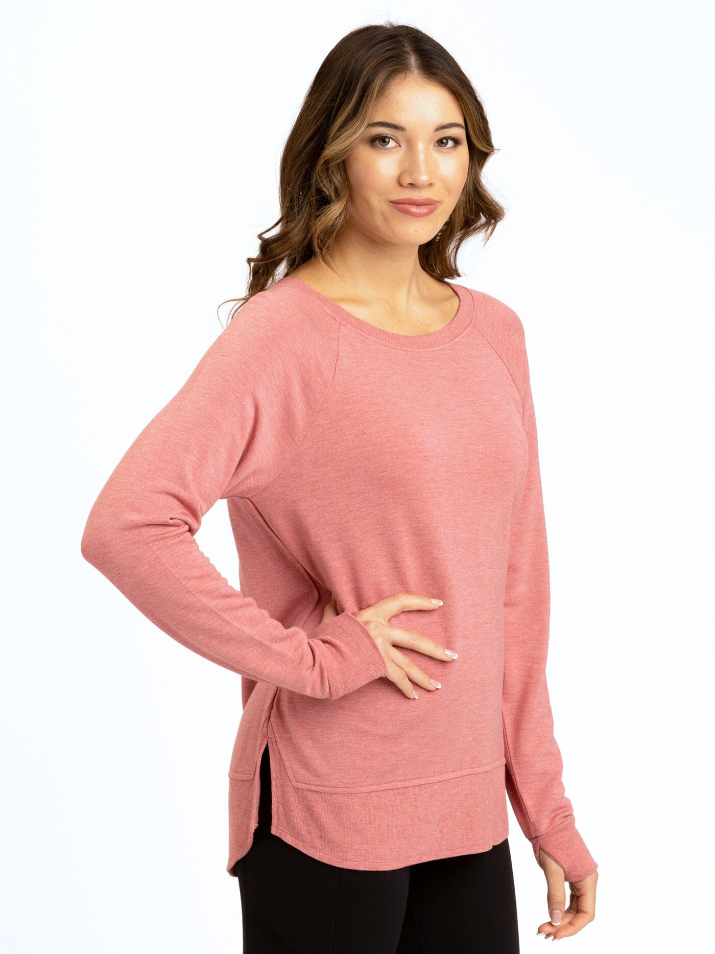 Leelu Feather Fleece Raglan Pullover