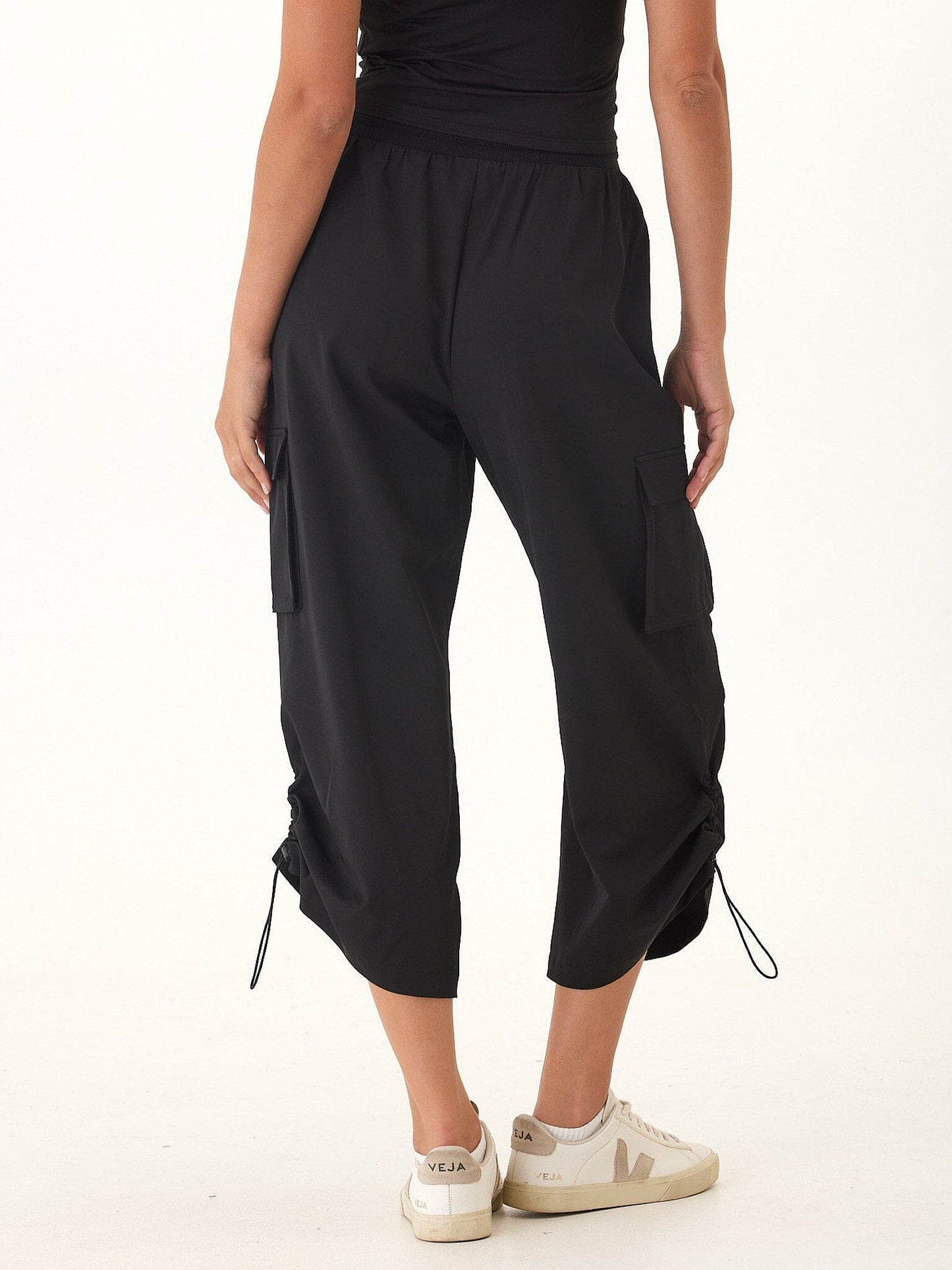 Sanya Performance 2-Way Stretch Barrel Pant