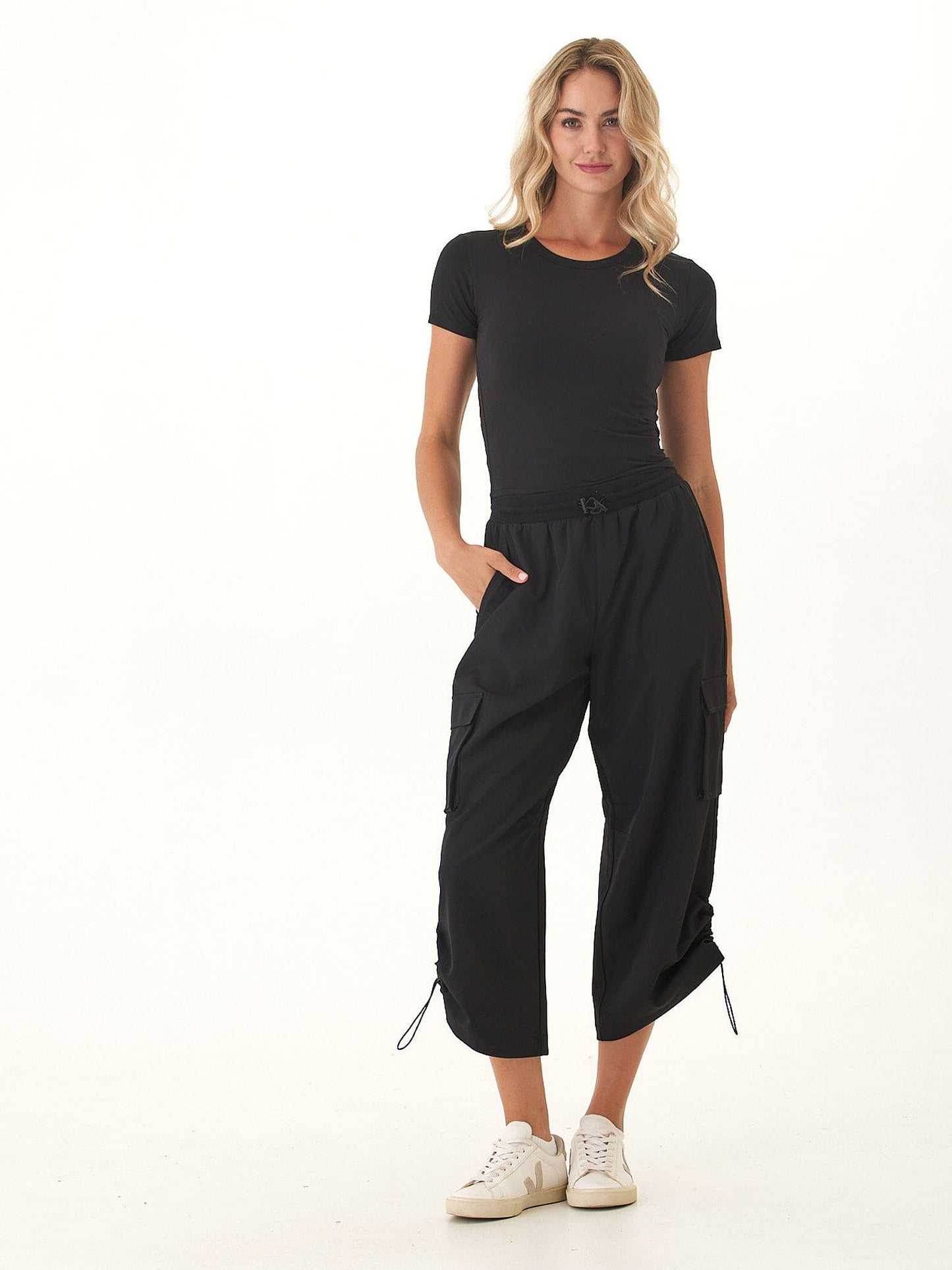 Sanya Performance 2-Way Stretch Barrel Pant
