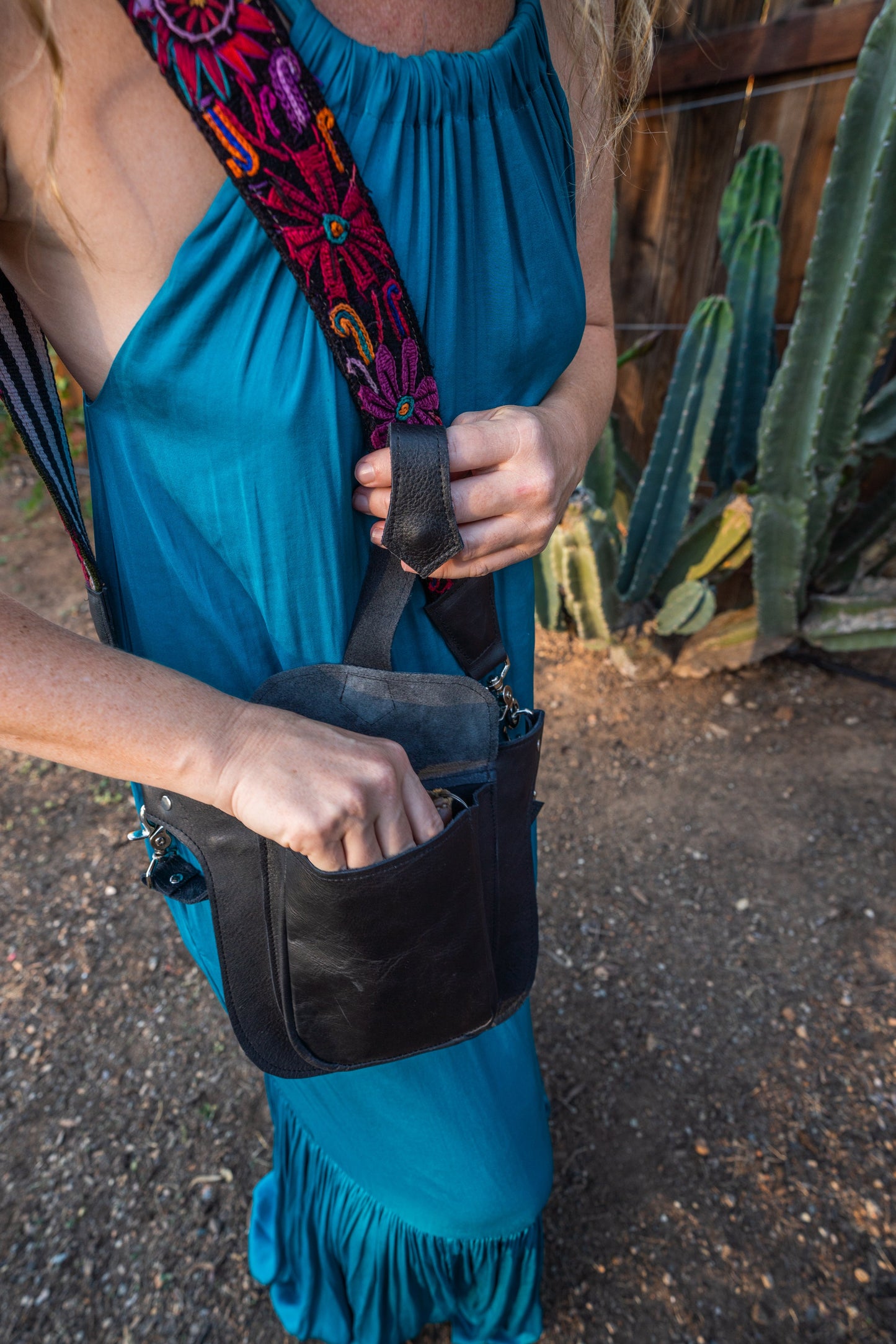 Awabal Satchel - Black