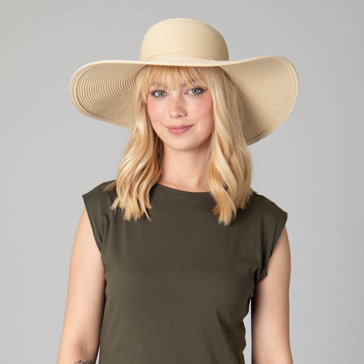 Women's Water Repellent Floppy Hat with Tie