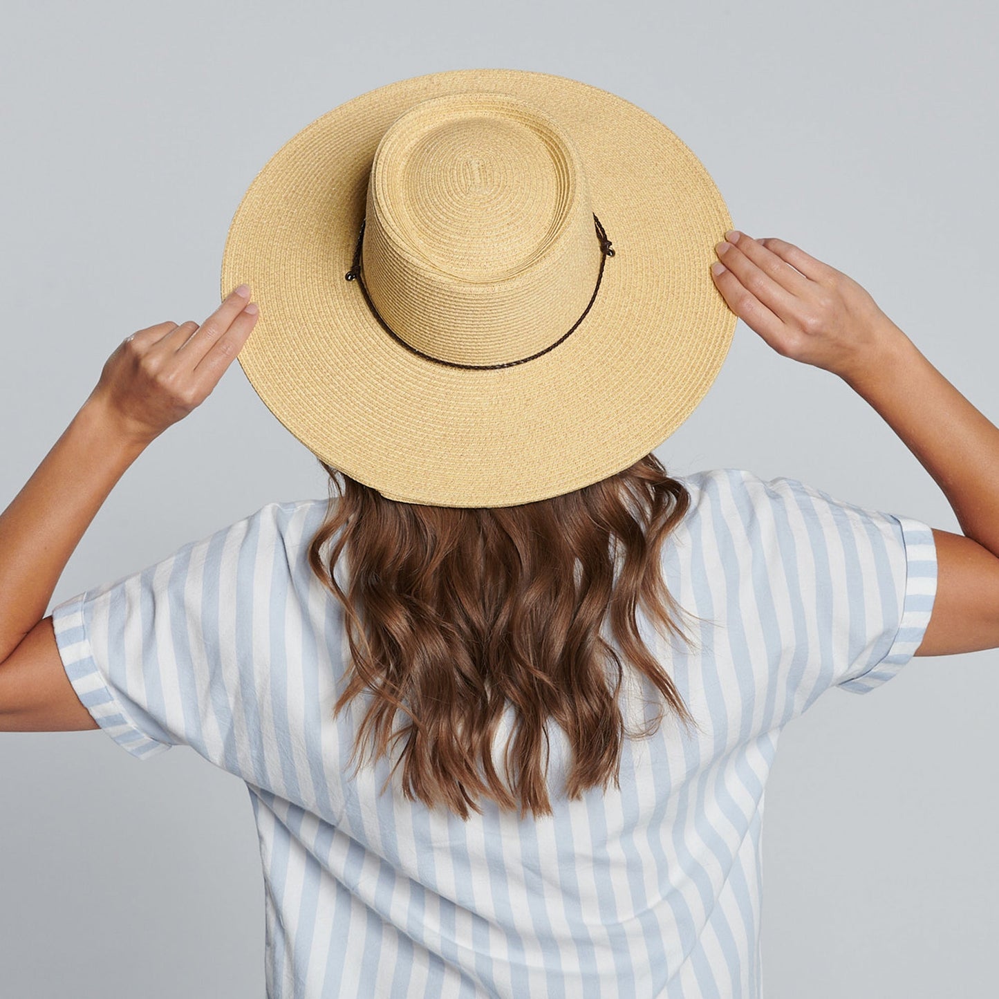 Womens Ultrabraid Sun Brim Hat with Chin Cord