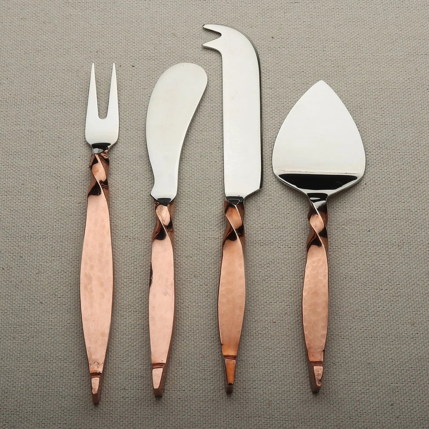 TWISTED URBAN CHEESE ACCESSORIES 4 PC. SET