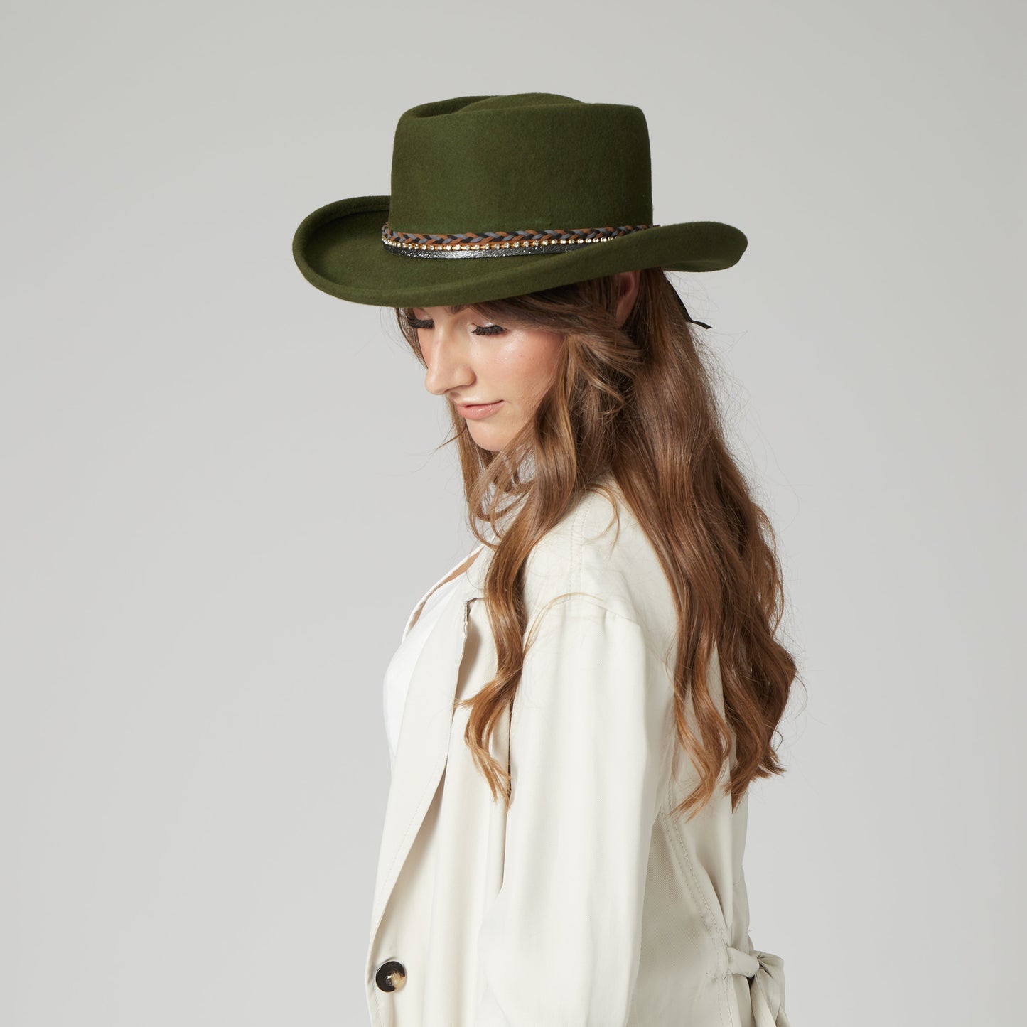 Ain't Me Babe - Women's Gambler With Rhinestone Braided Band