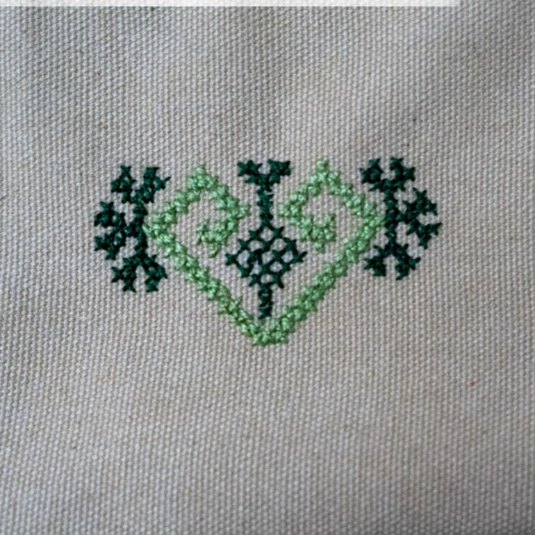 Heart Leather Clutch - Green