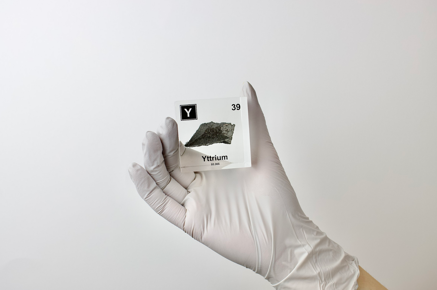 Yttrium Element Cube