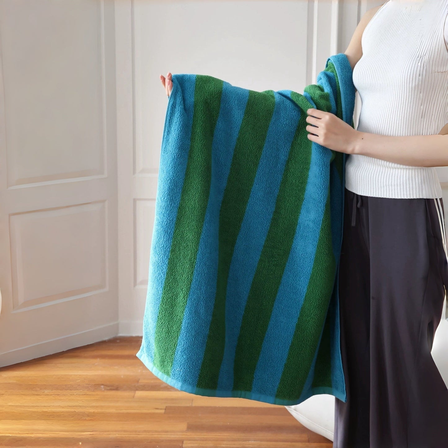 Ultra Soft Absorbent Terra Stripe Bath Towel