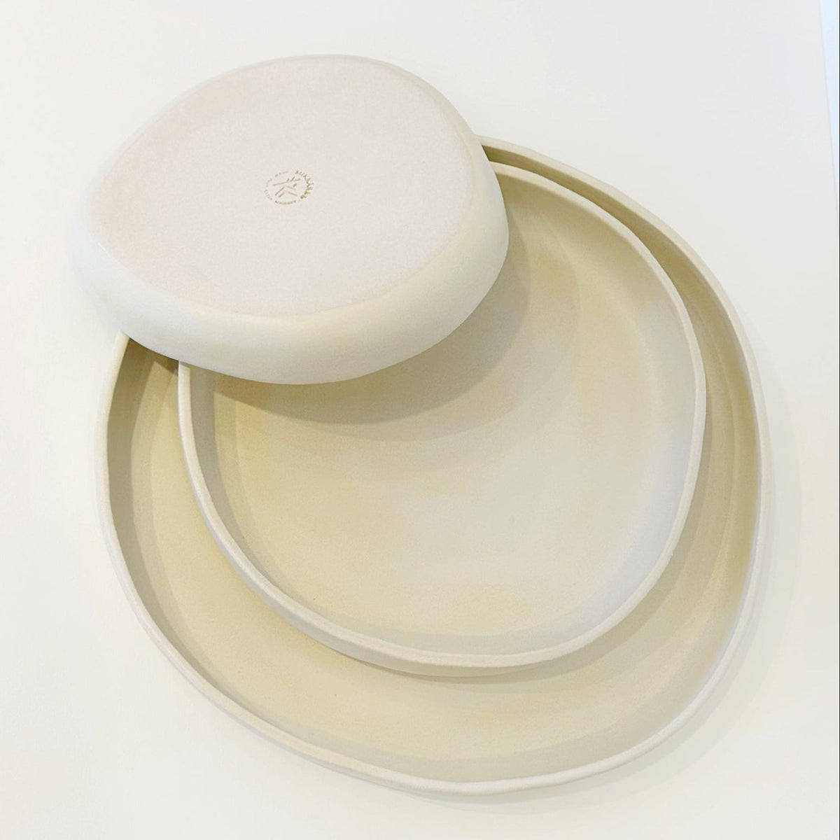 PLATES BUNDLE White Cloud. (Sizes 8.5 and 6 inches)