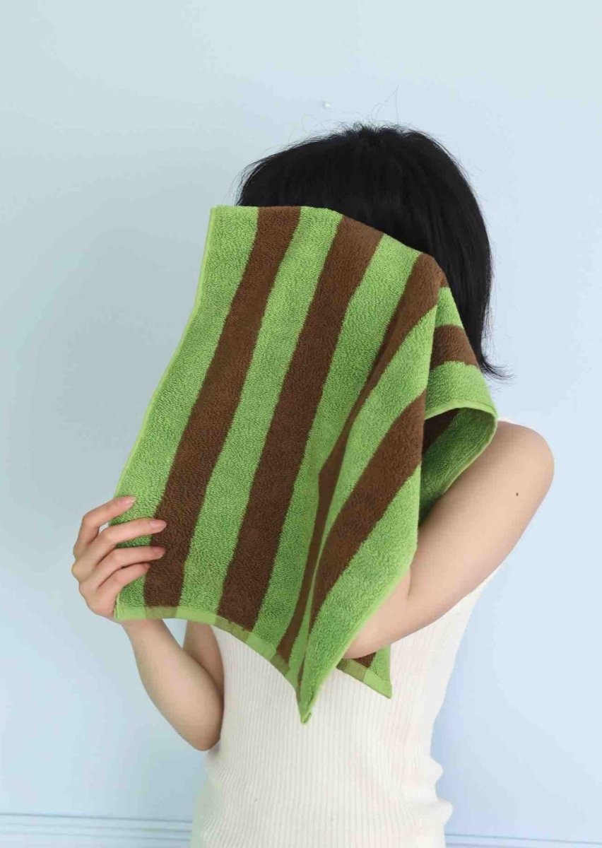 Ultra Soft Absorbent Terra Stripe Bath Towel