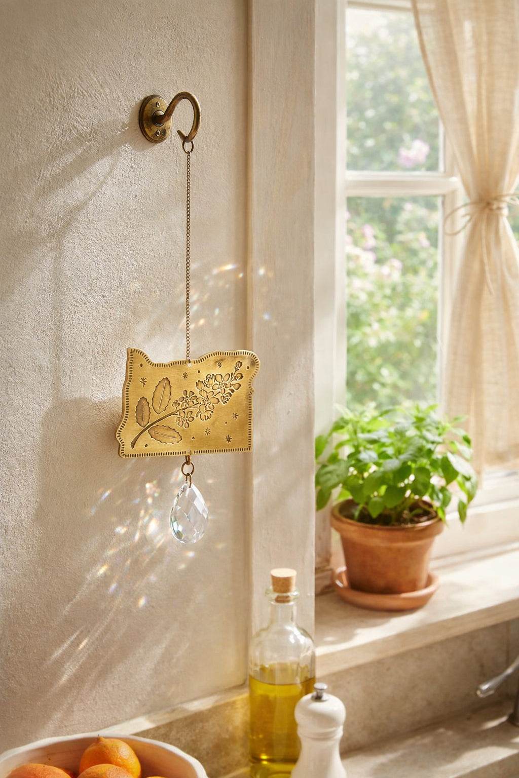 Oregon State Grape Engraved Suncatcher