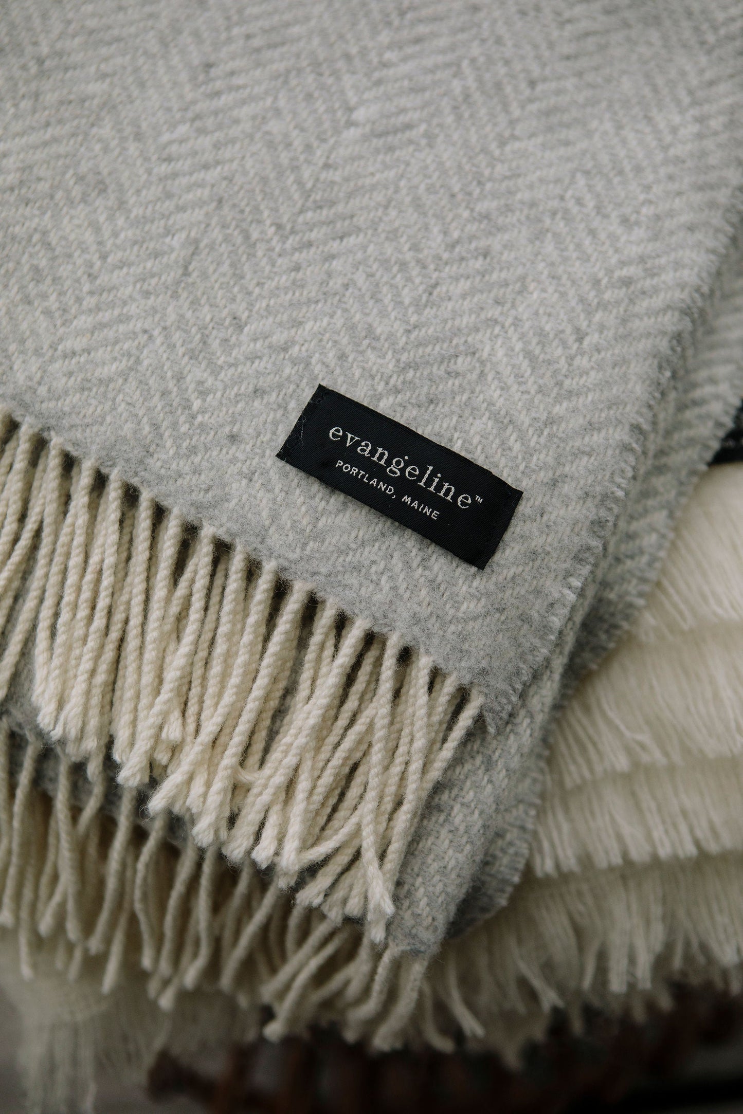 Herringbone w/ Cashmere Throws