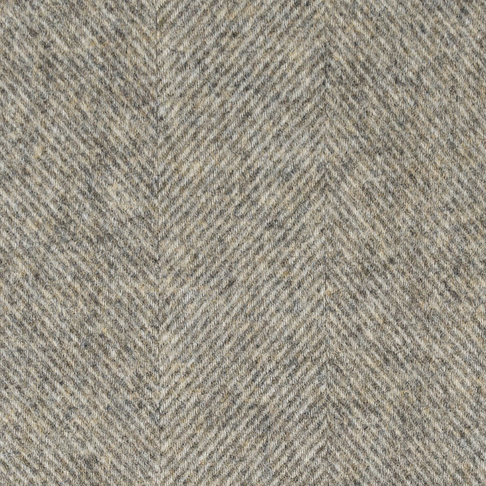 Southampton Home Shetland Lambswool Herringbone Throw – Estate Grey | Woven in England - Osadia Concept Store