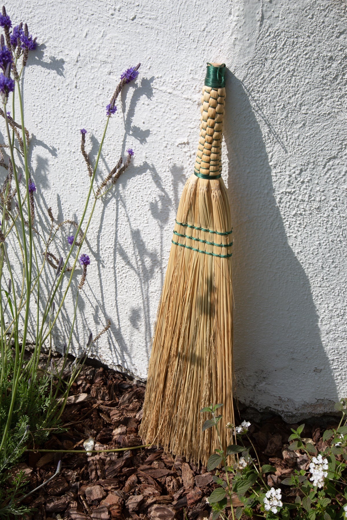 HAND BROOM - GREEN
