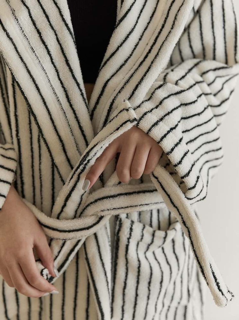 Scandi Retro 100% Long-stapled Cotton Stripe Hooded Bathrobe