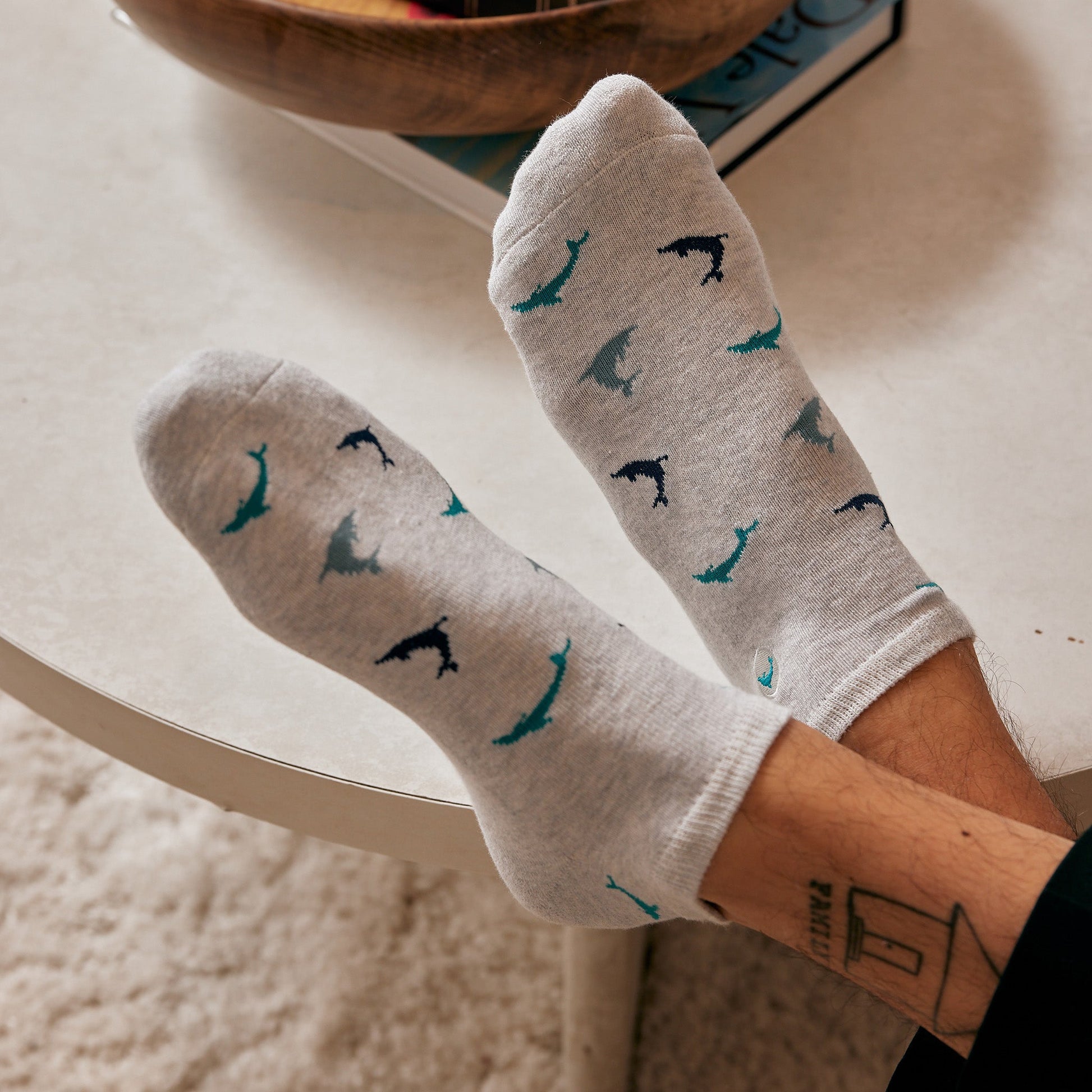 Socks that Protect Dolphins - Osadia Concept Store