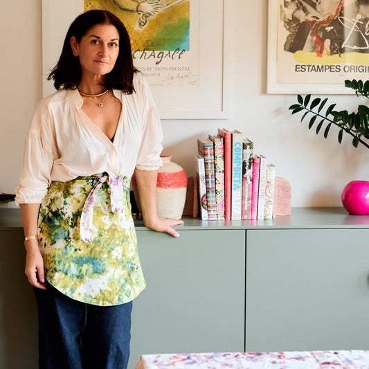 The Gemma Apron in Marble