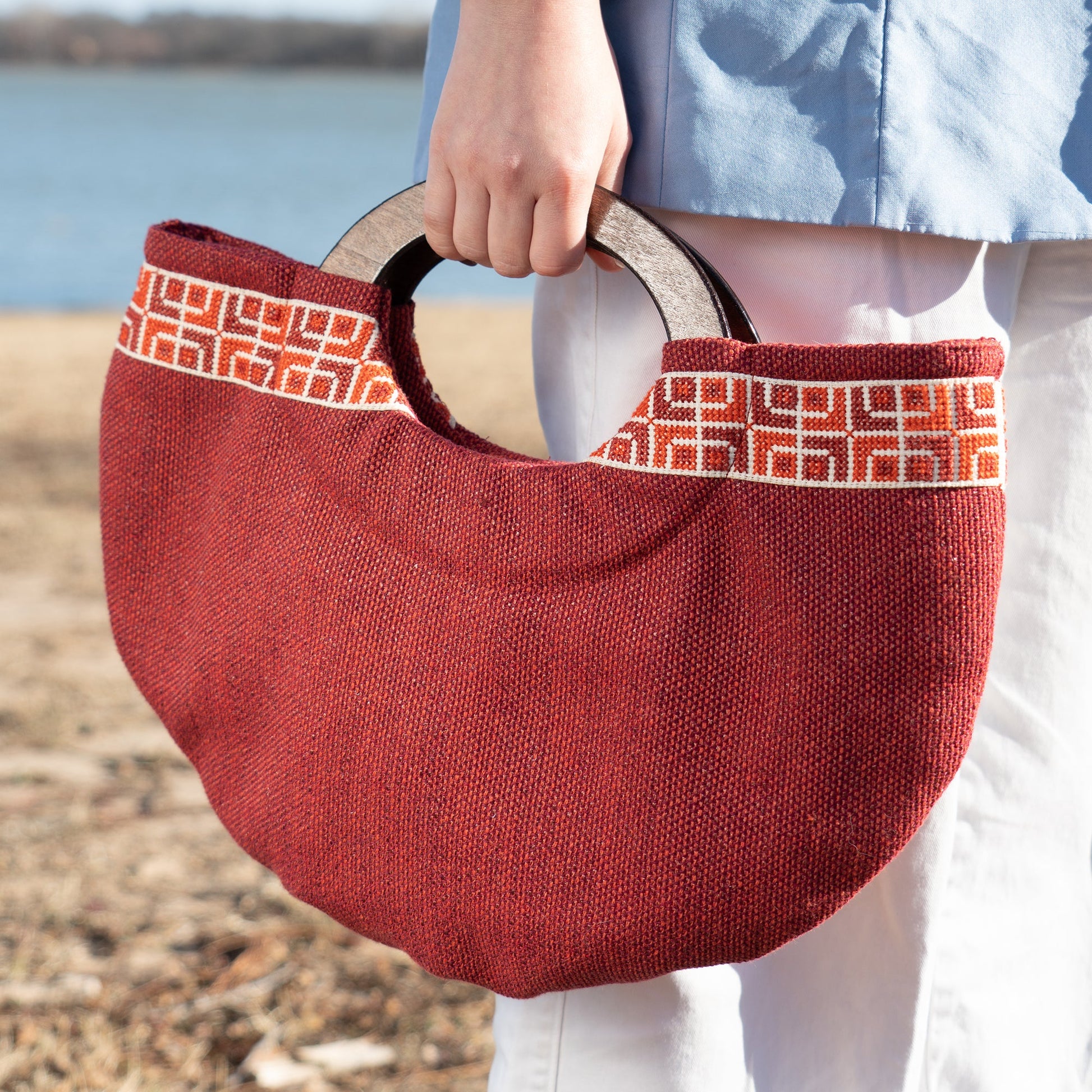 Half Moon Clutch - Red - Osadia Concept Store