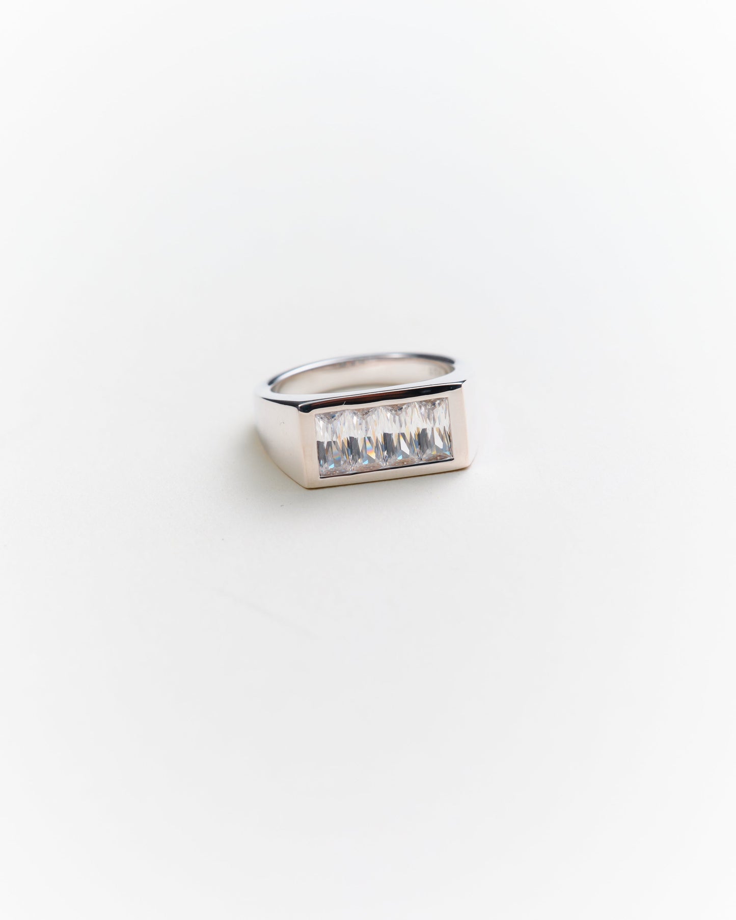 Charlie Rectangle Signet Ring