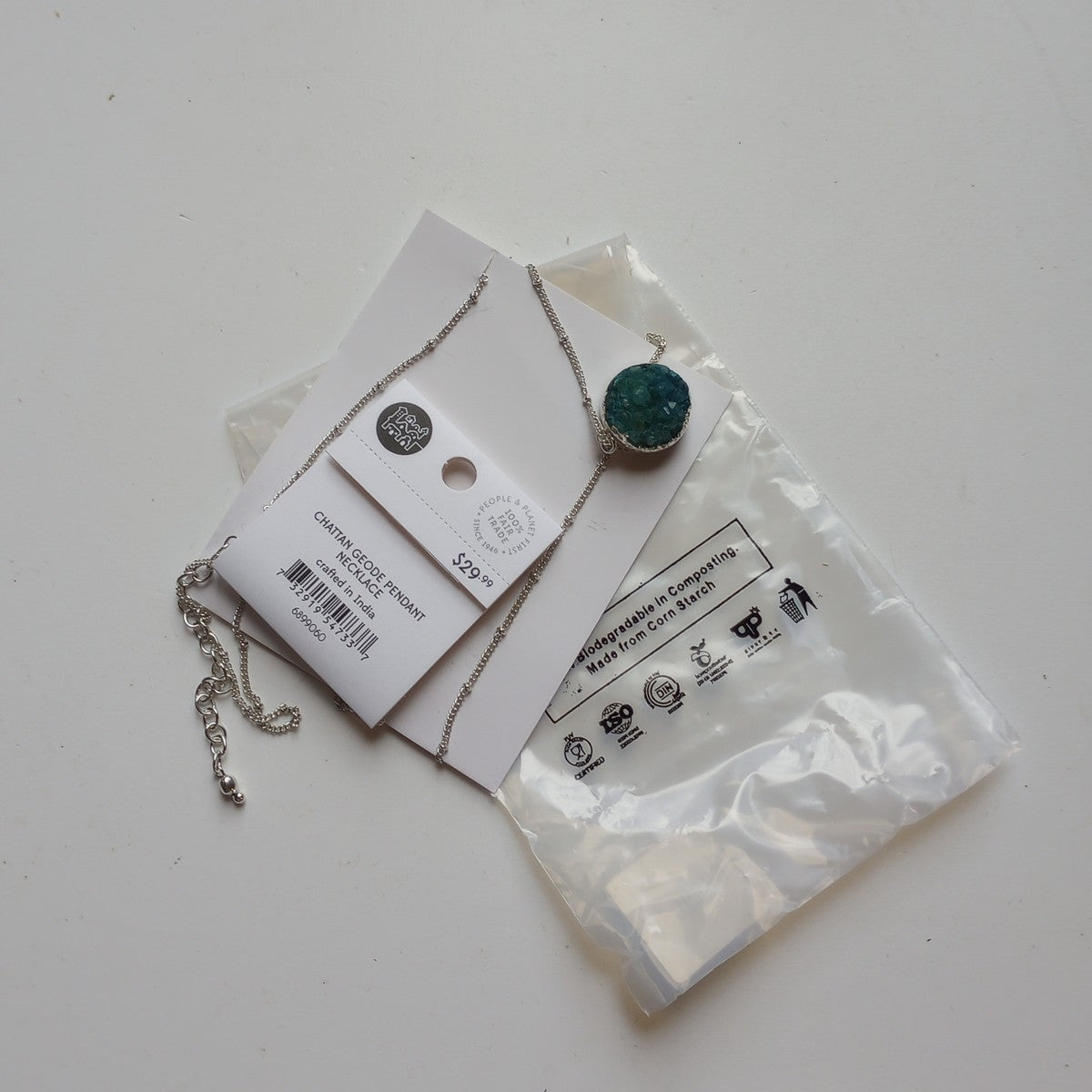 Chattan Geode Pendant Necklace