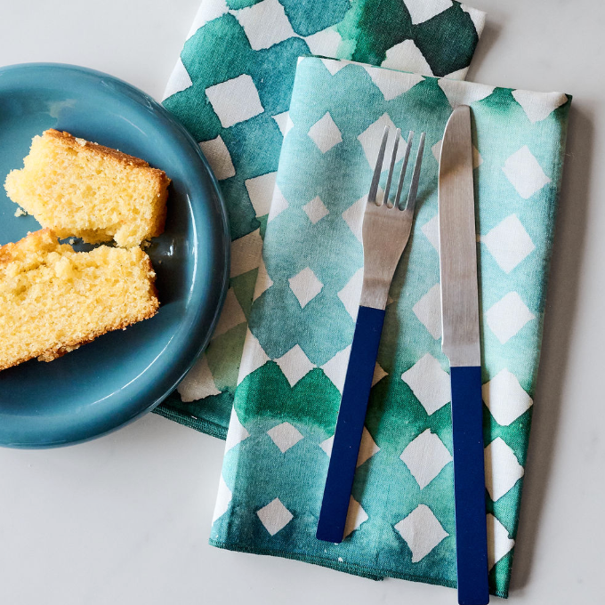 S/4 Blue Diamond Napkin