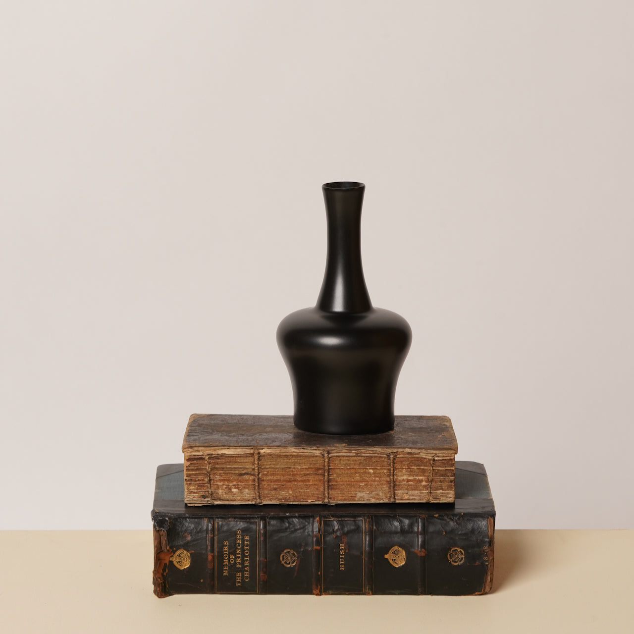 Semi-Matte Porcelain Mini Archer Vase