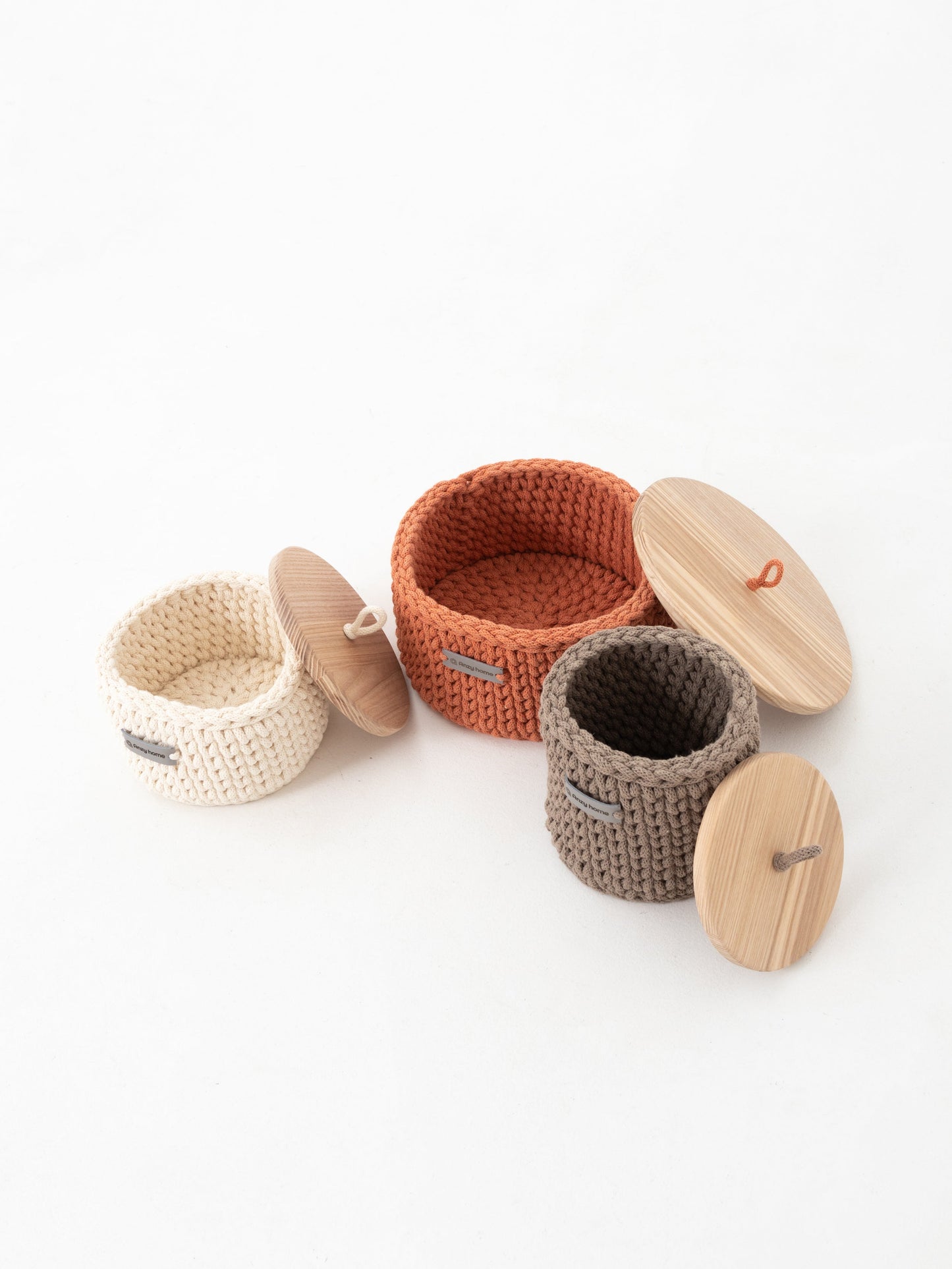 Round Storage Baskets w/ Wooden Lid