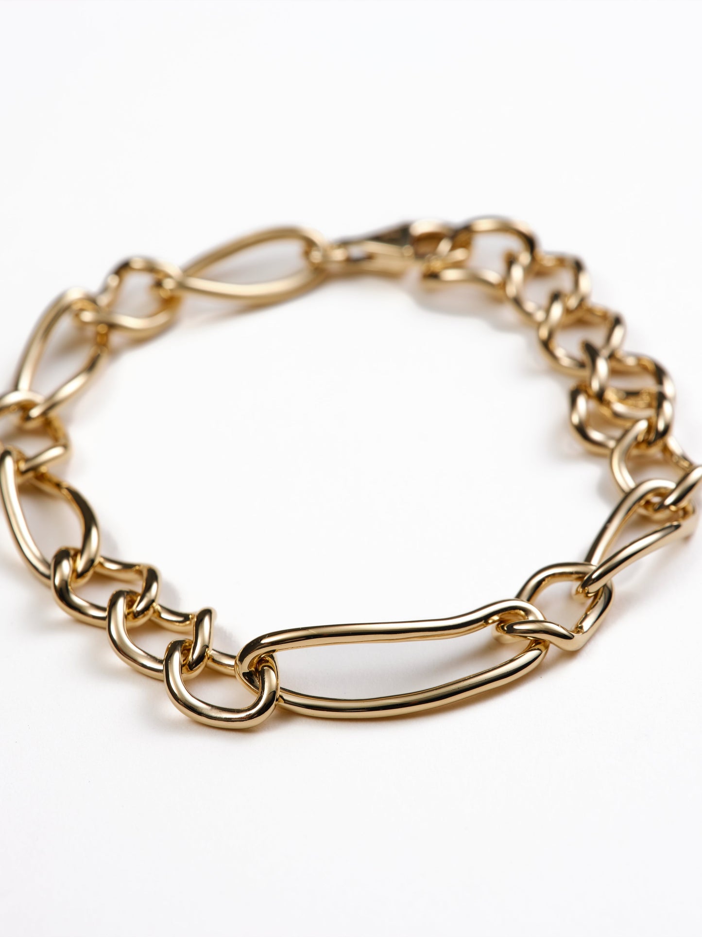 Ziggy Curved Link Bracelet