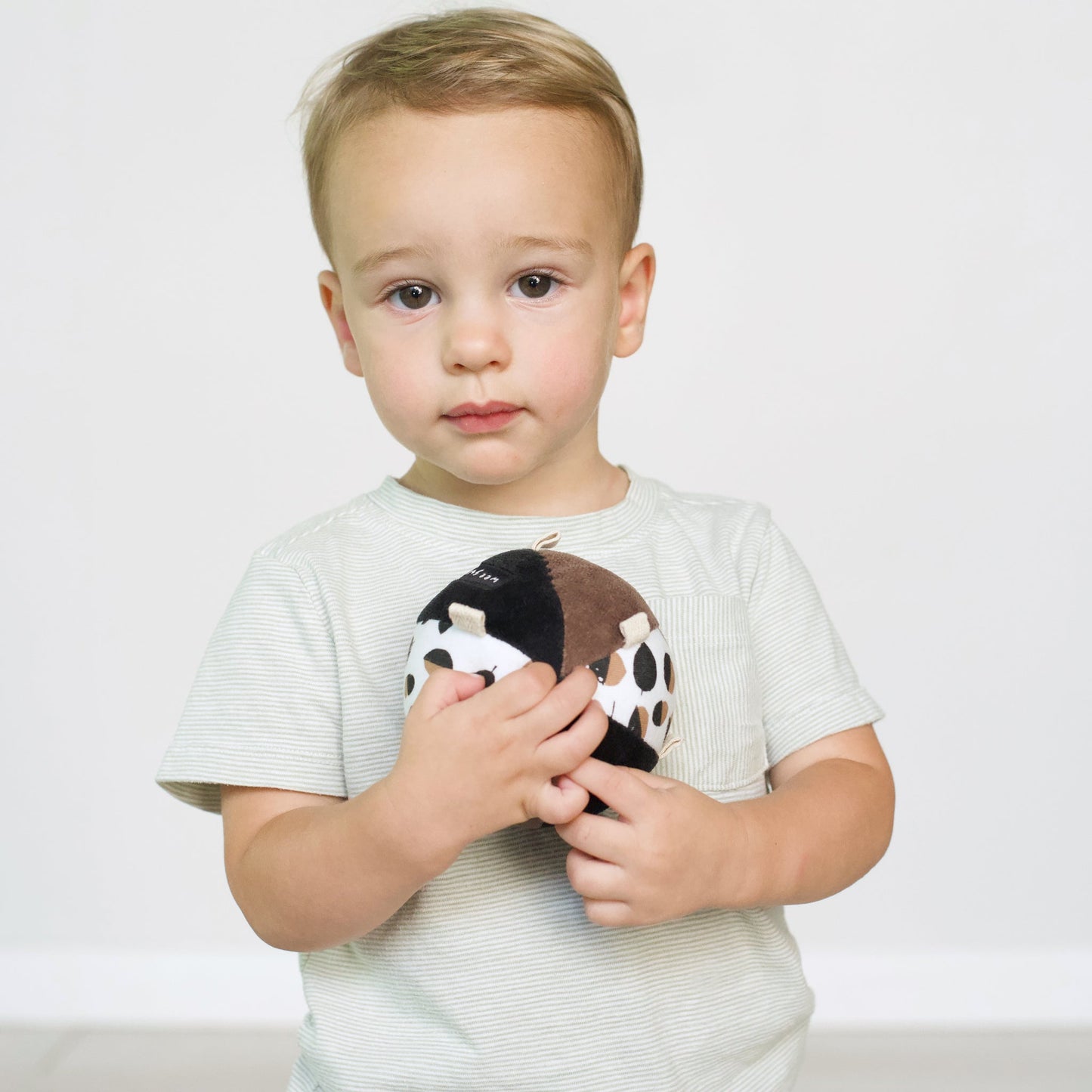 Acorn Clutch and Taggy Ball Bundle - Osadia Concept Store