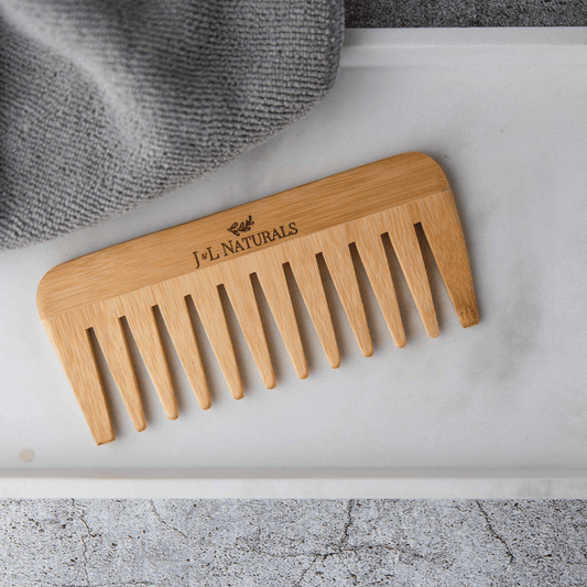 Bamboo Detangling Comb – Gentle, Effective & Sustainable Hair Care