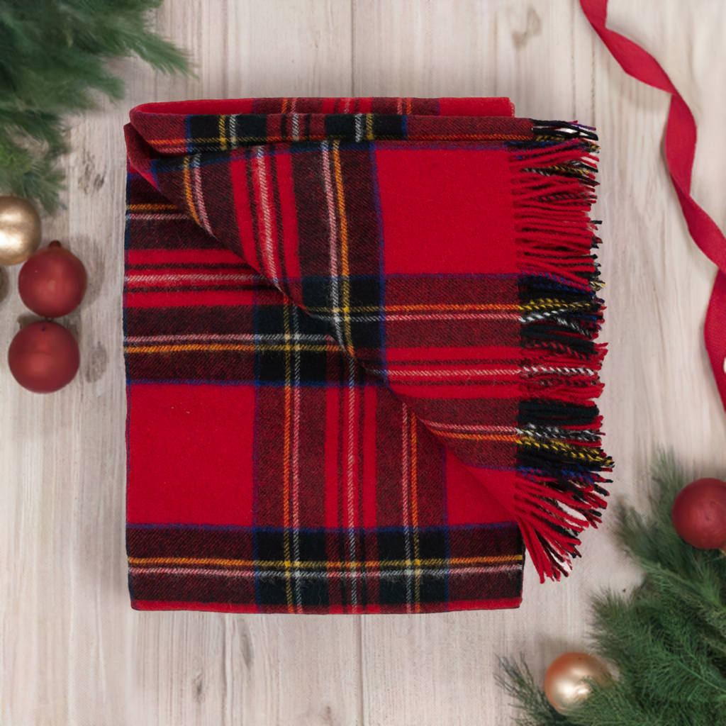 Highland Tweeds Shetland Lambswool Throw (Royal Stewart) - Osadia Concept Store