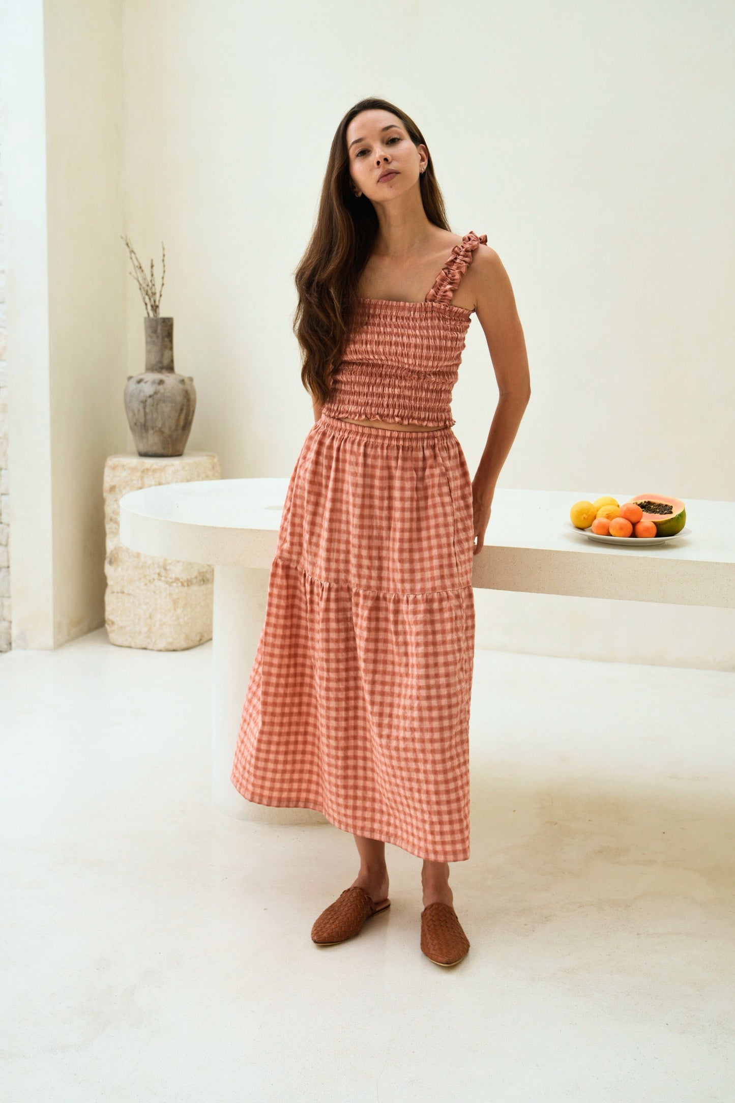 Elena Crinkle Gingham Carry-On Travel Skirt in Persimmon