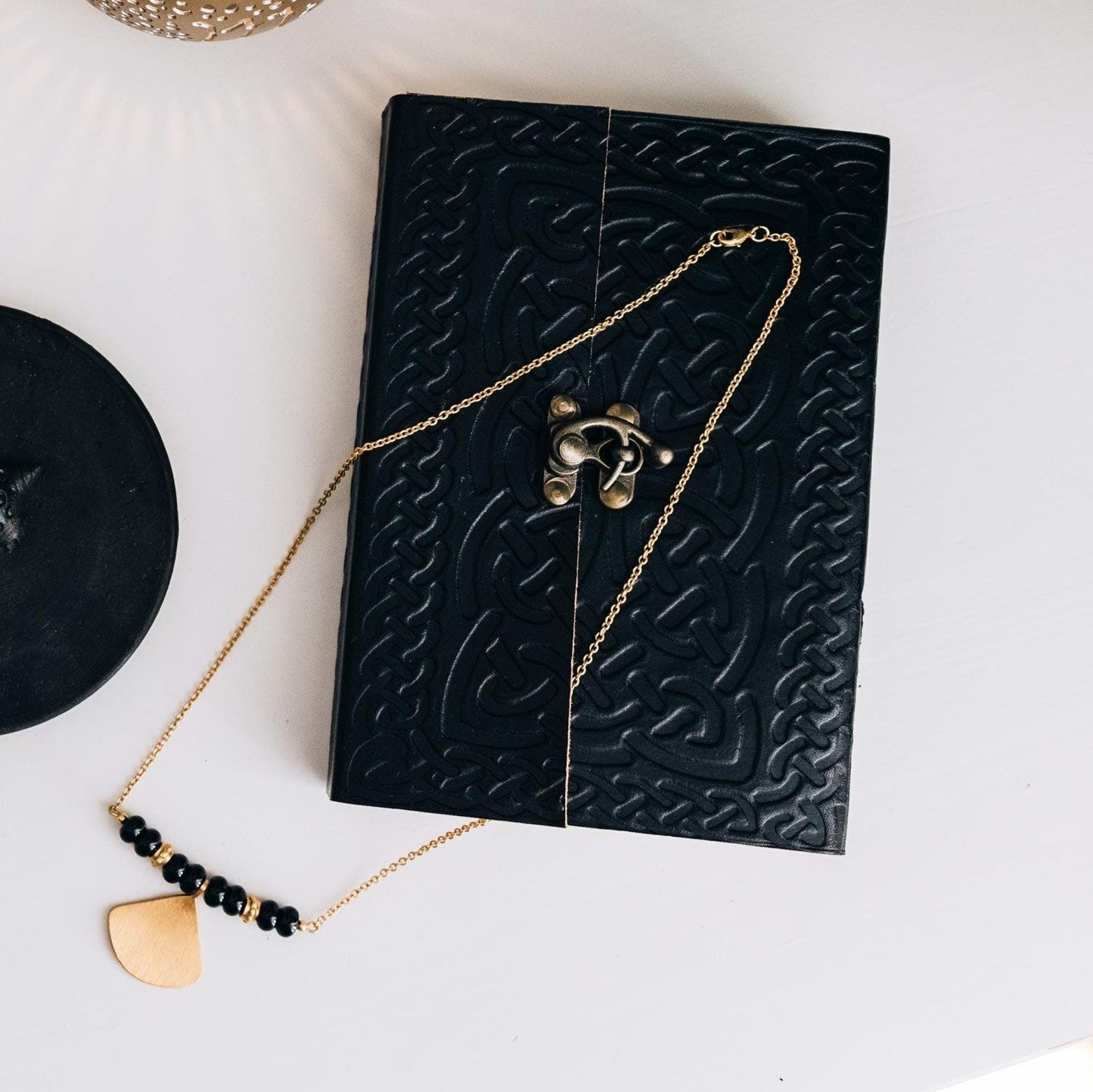 Intertwining Ideas Journal - Osadia Concept Store