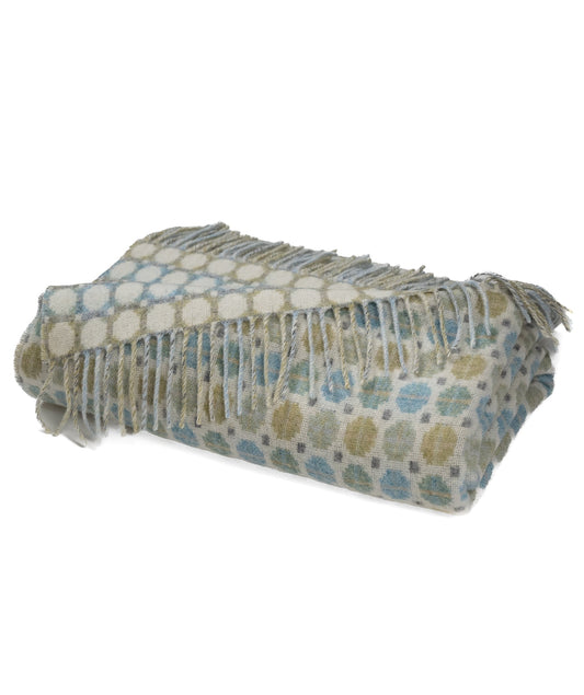 Southampton Home Merino Wool Medallion (Sky)