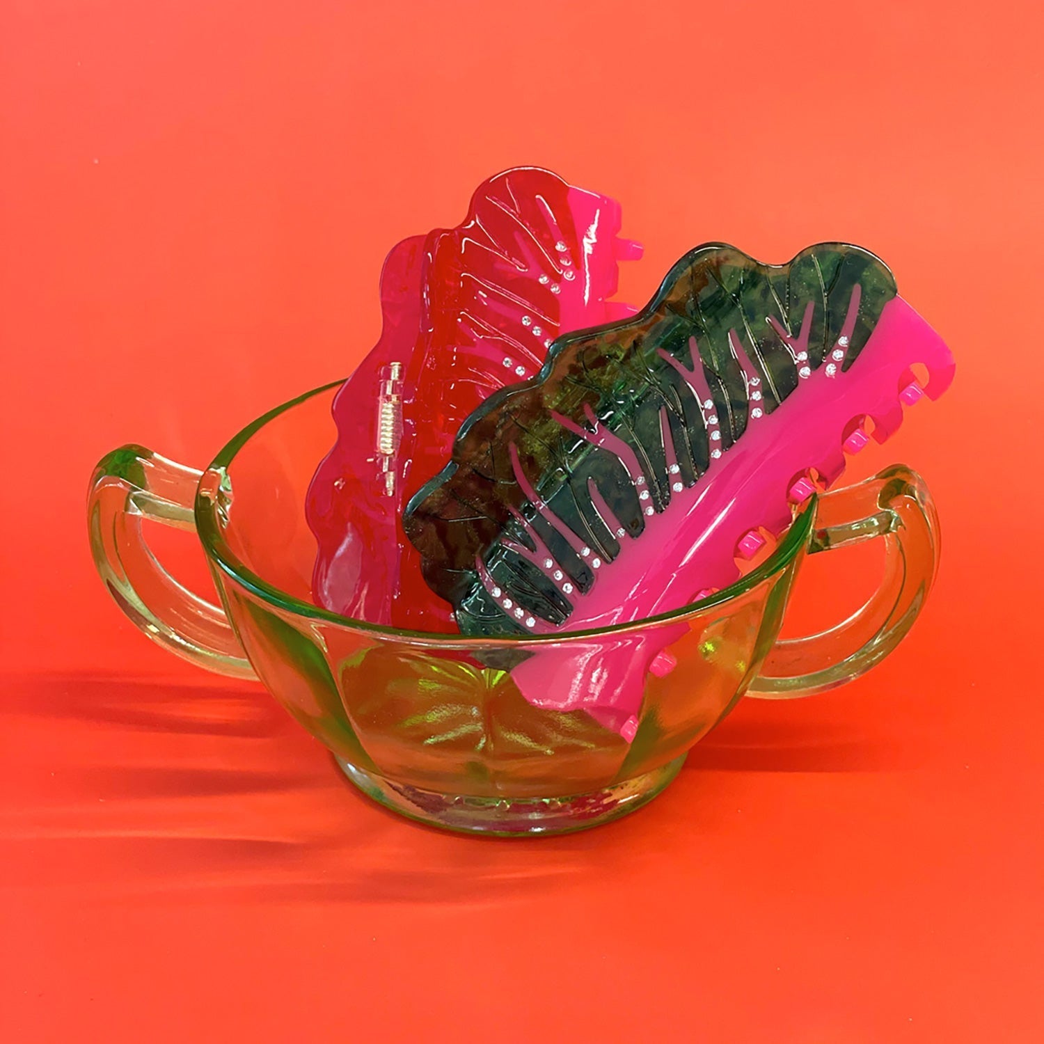 Glowing Chard Hair Claw - Osadia Concept Store