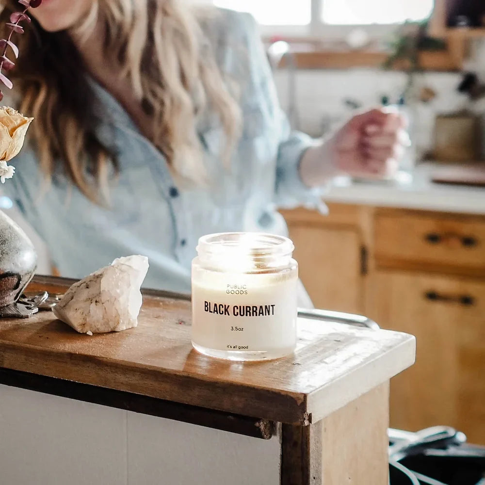 Black Currant Soy Candle - Osadia Concept Store