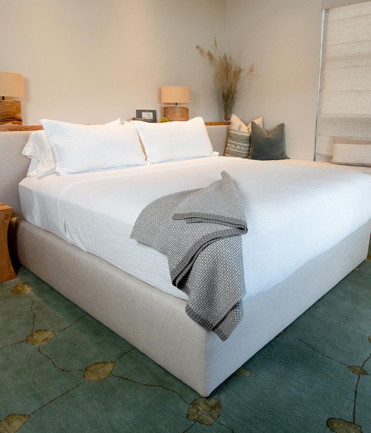 White Cashmere and Platinum Yak Down Taiga Throw