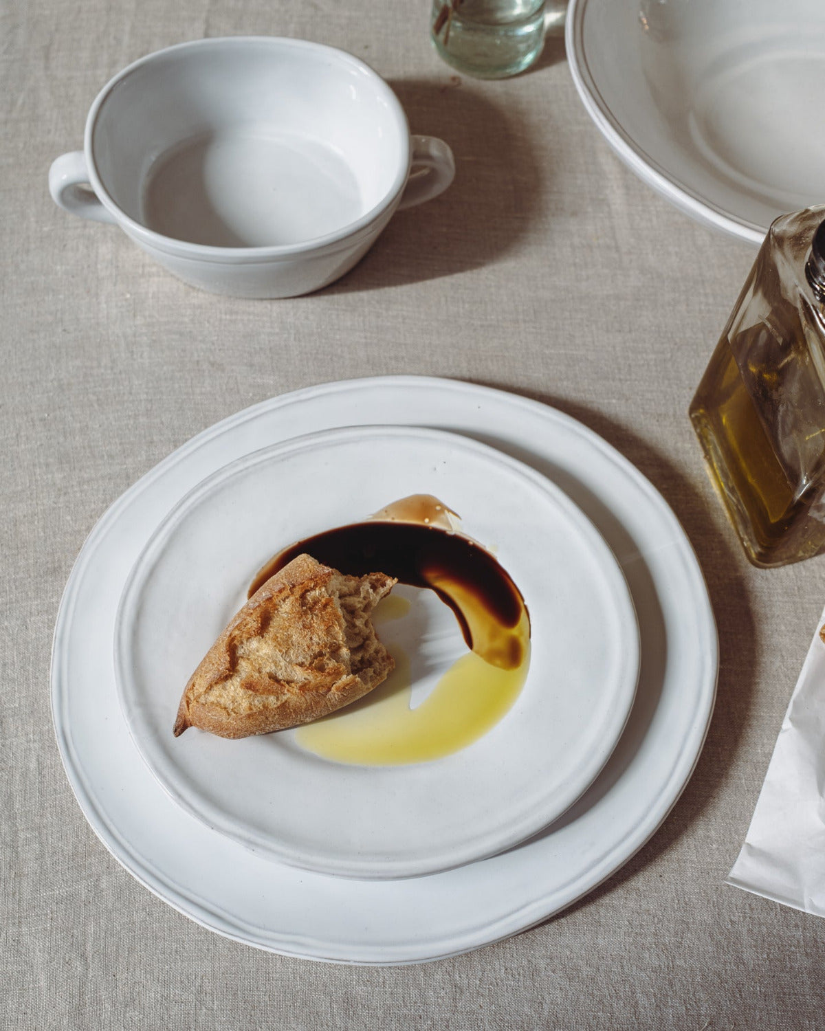 Oval Dinner Plates in Milk White - Set of 4