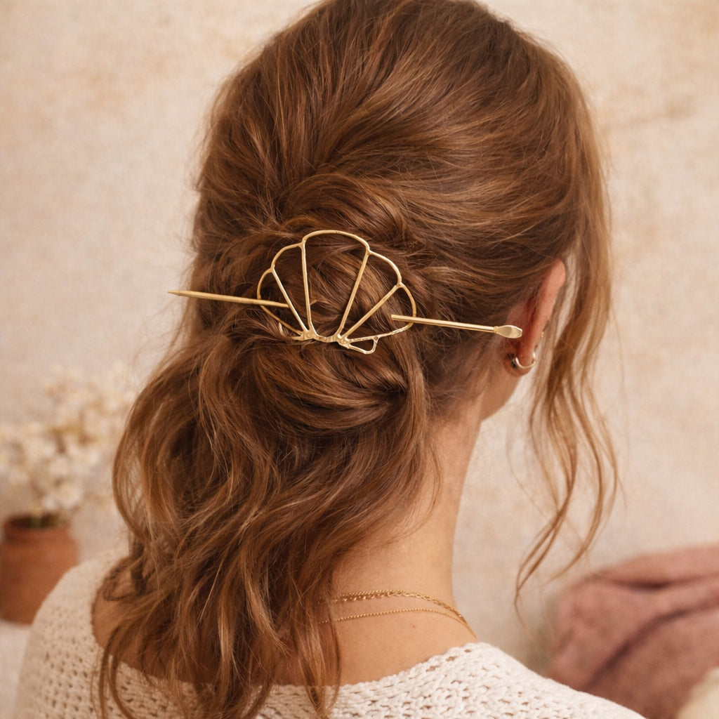 Arnava Shell Hair Pin - Slide With Stick