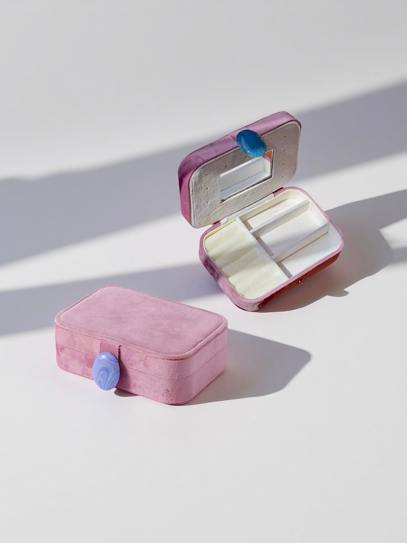 Pebble Jewelry Box