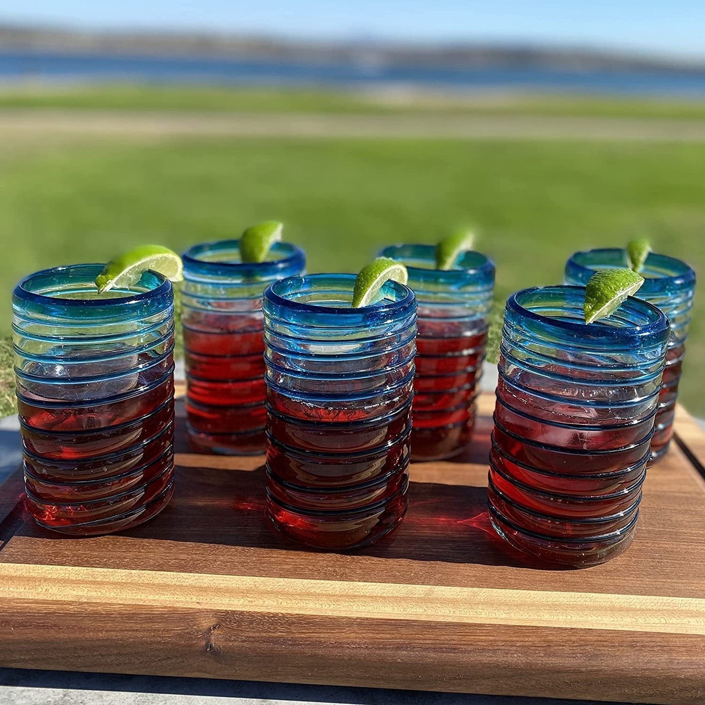 Set of 6 Glasses with an Aqua Spiral Design
