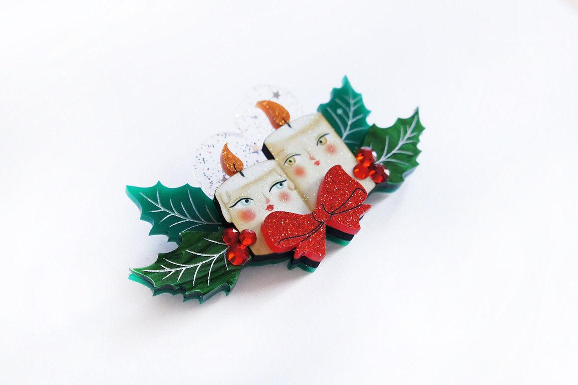 Christmas Candle Couple Brooch by Laliblue