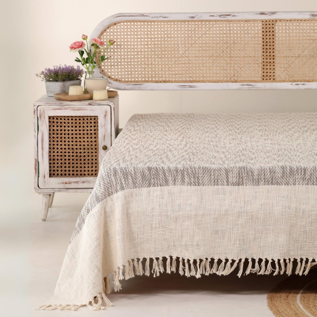 Earthy Brown Cotton Bed Cover (92'' x 102'')