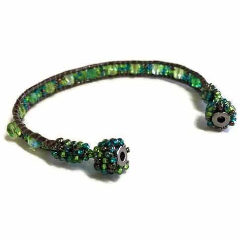 Cuero Bracelet with Magnetic Closure - Guatemala
