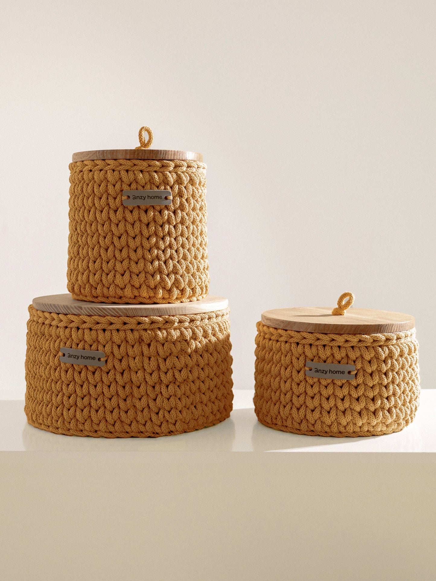 Round Storage Baskets w/ Wooden Lid