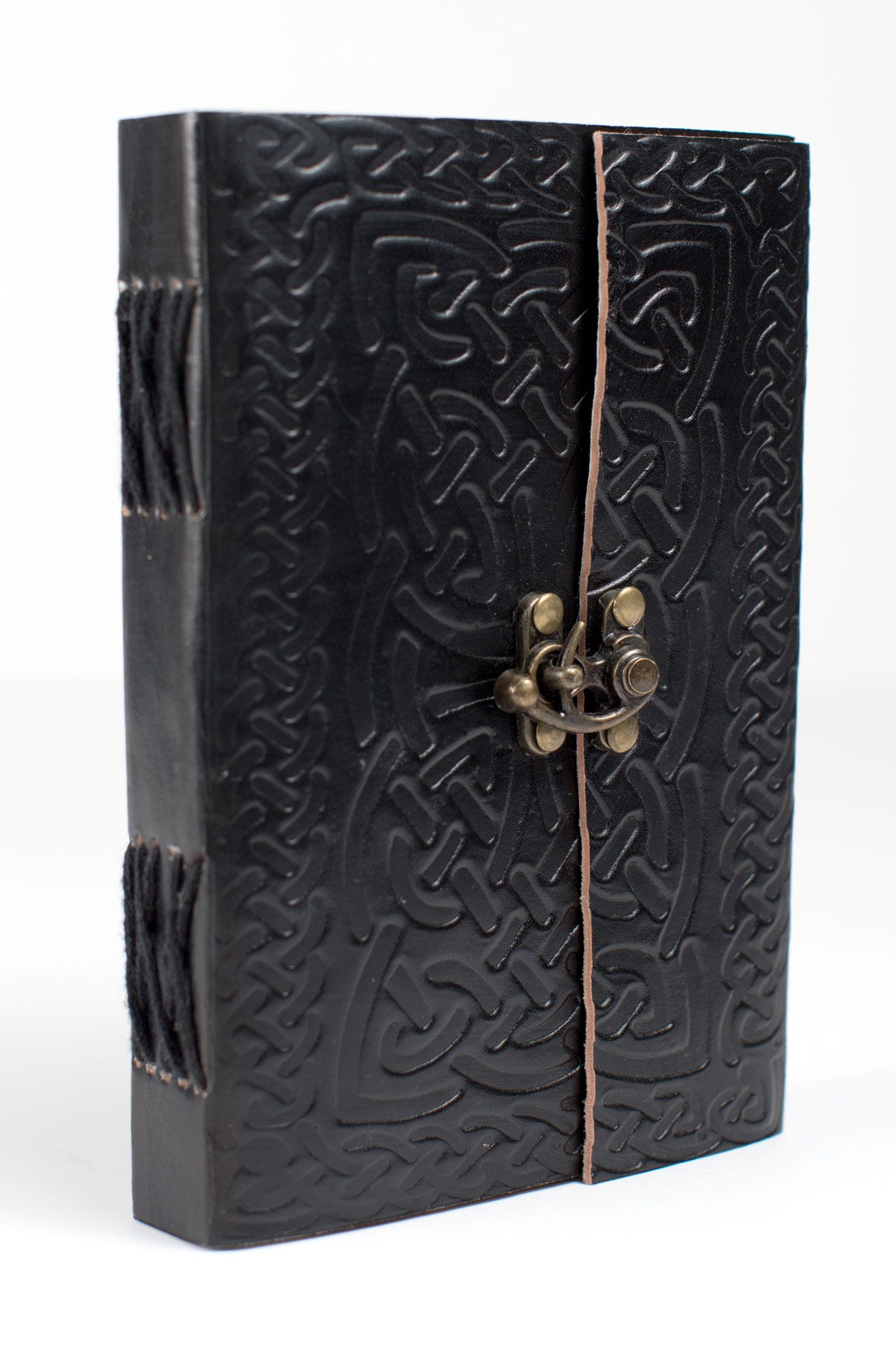 Intertwining Ideas Journal - Osadia Concept Store