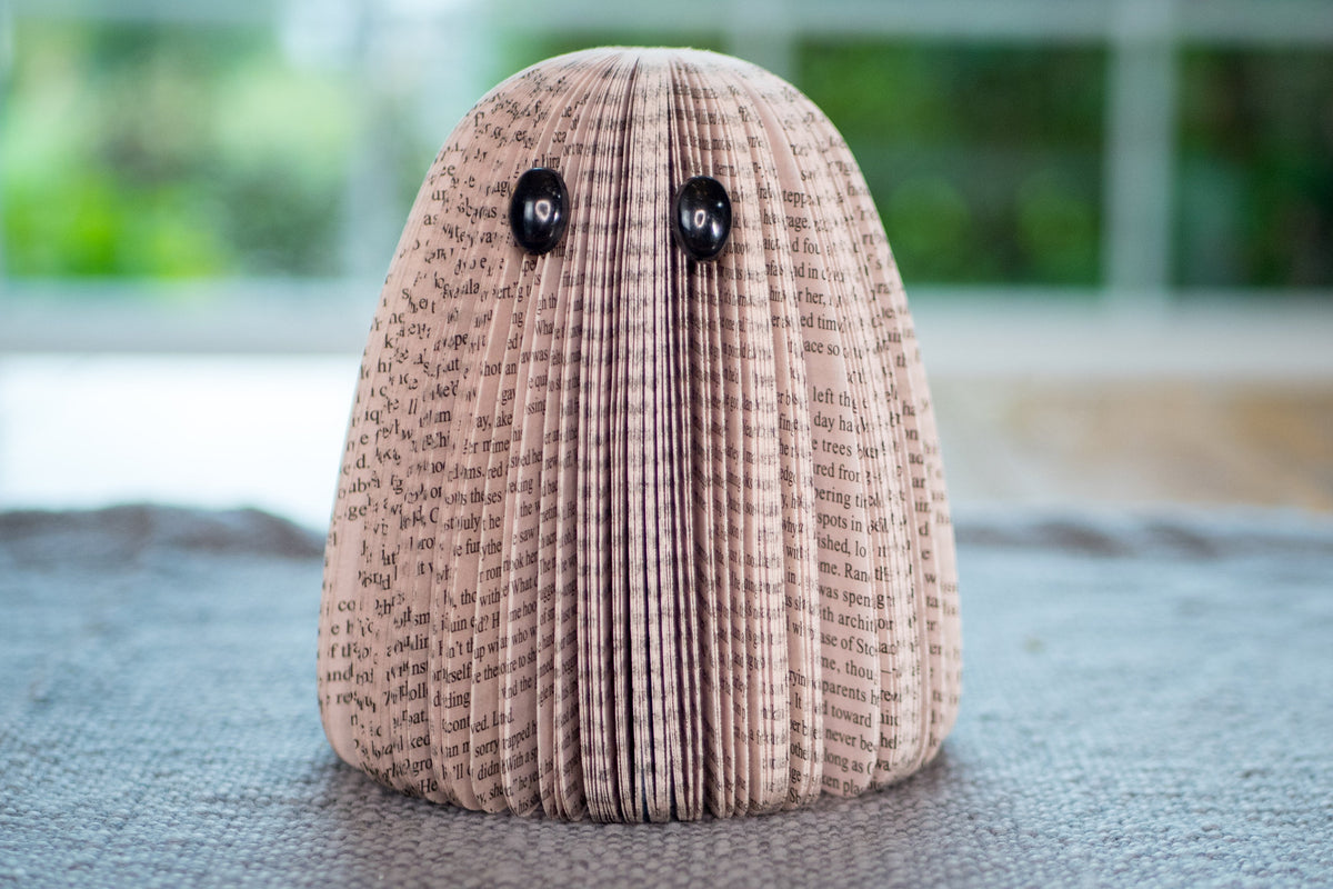 Book Ghost Set Halloween Decor
