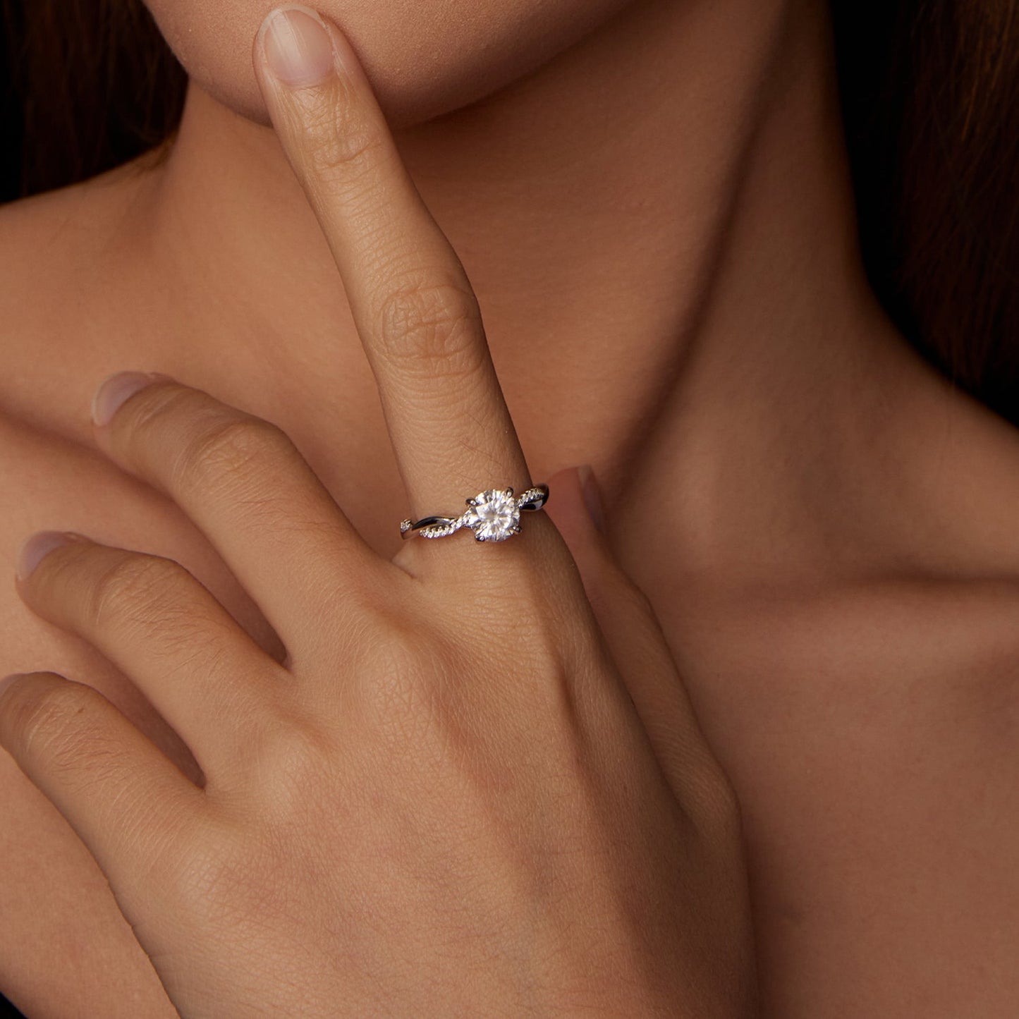 925 Sterling Silver Moissanite 0.65 Carat Ring Size 6 for Women