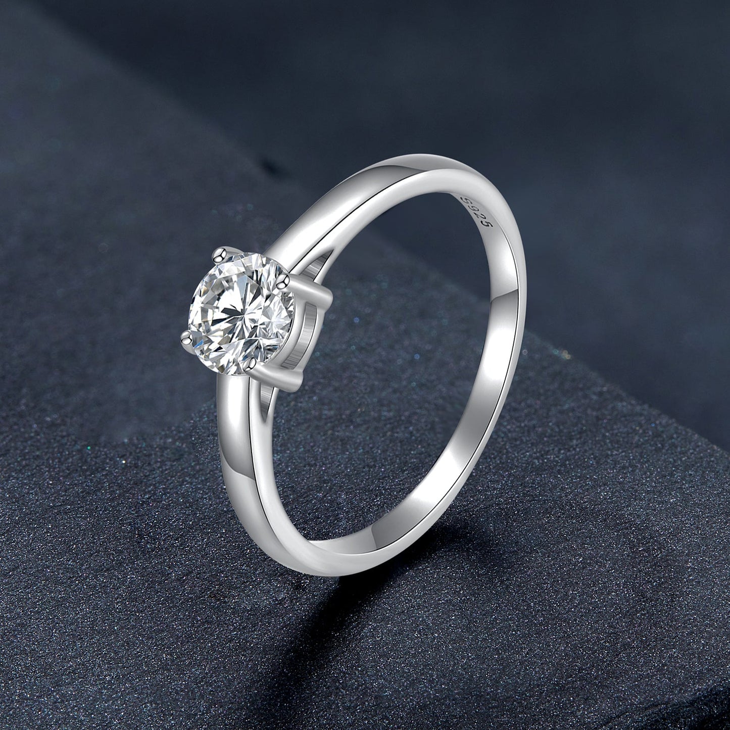 925 Sterling Silver Moissanite Ring 0.6 Carat Size 6 for Women